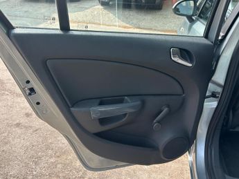 Vauxhall Corsa 1.4 16V SE Auto Euro 5 5dr