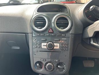 Vauxhall Corsa 1.4 16V SE Auto Euro 5 5dr
