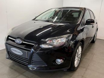 FORD FOCUS 1.6 Titanium Navigator Hatchback 5dr Petrol Powershift Euro 5 (1