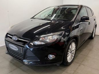 FORD FOCUS 1.6 Titanium Navigator Hatchback 5dr Petrol Powershift Euro 5 (1