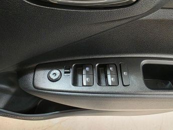 Hyundai i10 1.0 Advance Auto Euro 6 (s/s) 5dr