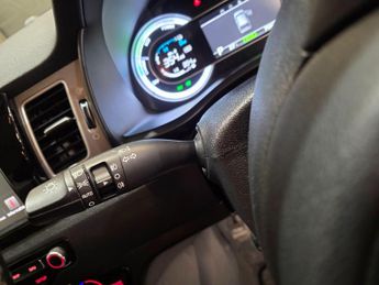 Kia Niro 1.6 GDi 8.9kWh 3 DCT Euro 6 (s/s) 5dr