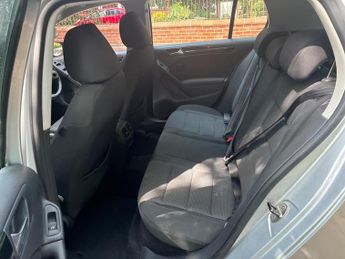 Volkswagen Golf 2.0 TDI SE Euro 5 5dr