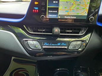 Toyota C-HR 2.0 VVT-h Dynamic CVT Euro 6 (s/s) 5dr