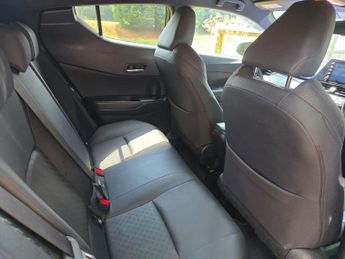 Toyota C-HR 2.0 VVT-h Dynamic CVT Euro 6 (s/s) 5dr