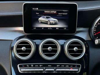 Mercedes-Benz C Class 2.1 C220d AMG Line (Premium) 7G-Tronic+ Euro 6 (s/s) 4dr