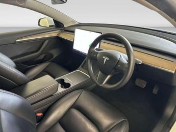 Tesla Model 3 Standard Range Plus Saloon 4dr Electric Auto RWD (241 bhp)