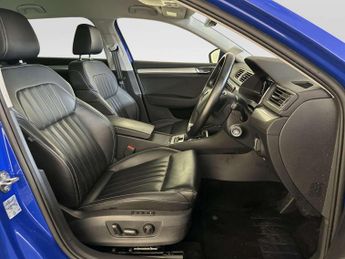 Skoda Superb 1.4 TSI iV 13kWh SE Technology Estate 5dr Petrol Plug-in Hybrid 