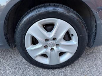 Vauxhall Zafira 1.6 16V Exclusiv MPV 5dr Petrol Manual Euro 5 (115 ps)