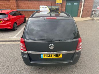 Vauxhall Zafira 1.8 16V Exclusiv MPV 5dr Petrol Manual Euro 5 (120 ps)