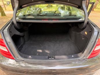 Mercedes-Benz C Class 2.1 C220 CDI BlueEfficiency Executive SE G-Tronic+ Euro 5 (s/s) 