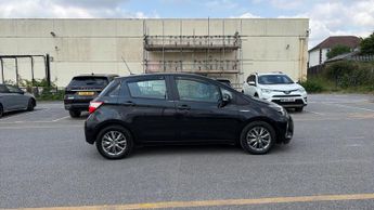 Toyota Yaris 1.5 VVT-h Icon Tech E-CVT Euro 6 (s/s) 5dr