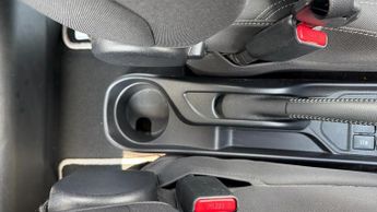 Toyota Yaris 1.5 VVT-h Icon Tech E-CVT Euro 6 (s/s) 5dr