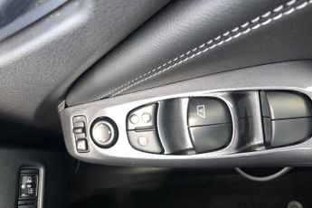 Nissan Juke 1.0 DiG-T 114 N-Connecta 5dr DCT