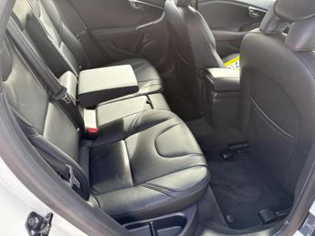 Volvo V40 1.6 T4 SE Powershift