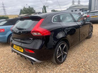 Volvo V40 R- Design T5 auto