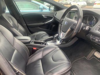 Volvo V40 R- Design T5 auto