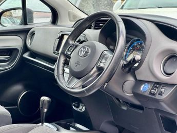 Toyota Yaris 1.5 VVT-h Icon E-CVT Euro 6 5dr