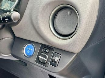 Toyota Yaris 1.5 VVT-h Icon E-CVT Euro 6 5dr