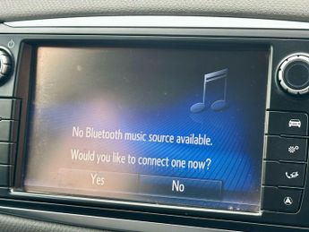 Toyota Yaris 1.5 VVT-h Icon E-CVT Euro 6 5dr