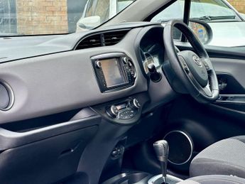 Toyota Yaris 1.5 VVT-h Icon E-CVT Euro 6 5dr
