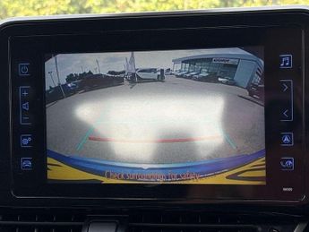 Toyota C-HR 1.8 VVT-h Icon SUV 5dr Petrol Hybrid CVT Euro 6 (s/s) (122 ps)