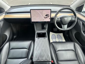 Tesla Model Y (Dual Motor) Long Range Auto 4WDE 5dr