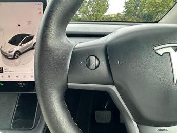 Tesla Model Y (Dual Motor) Long Range Auto 4WDE 5dr