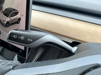 Tesla Model Y (Dual Motor) Long Range Auto 4WDE 5dr