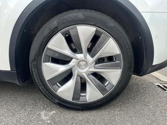 Tesla Model Y (Dual Motor) Long Range Auto 4WDE 5dr