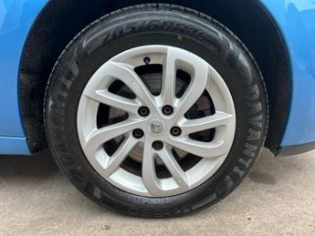 Renault Scenic 1.5 dCi Dynamique TomTom EDC Euro 5 5dr