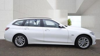 BMW 3 Series 2.0 330e 12kWh SE Pro Touring Auto Euro 6 (s/s) 5dr