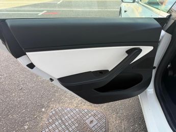 Tesla Model 3 (Dual Motor) Long Range Auto 4WDE 4dr