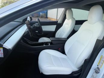 Tesla Model 3 (Dual Motor) Long Range Auto 4WDE 4dr