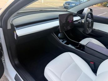 Tesla Model 3 (Dual Motor) Long Range Auto 4WDE 4dr