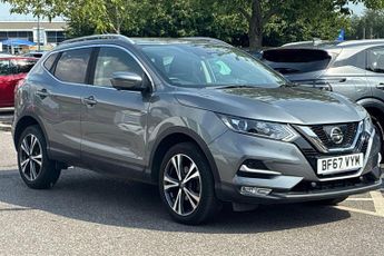 Nissan Qashqai 1.2 DiG-T N-Connecta 5dr Xtronic