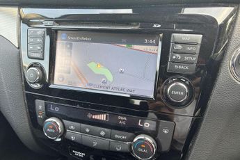 Nissan Qashqai 1.2 DiG-T N-Connecta 5dr Xtronic