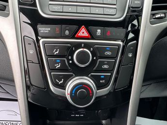 Hyundai i30 1.4 Active Euro 5 5dr
