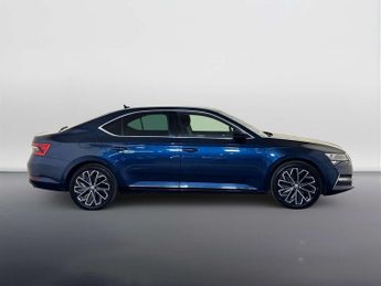 Skoda Superb 1.4 TSI iV 13kWh Laurin & Klement Hatchback 5dr Petrol Plug-in H