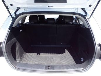 MG MG5 52.5kWh Exclusive Auto 5dr