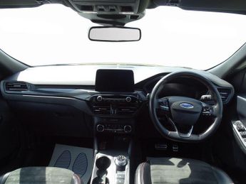 Ford Kuga 2.5 EcoBoost Duratec 14.4kWh ST-Line X CVT Euro 6 (s/s) 5dr