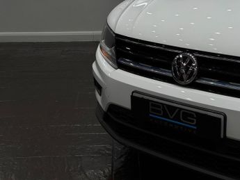 Volkswagen Tiguan 2.0 TDI SE Navigation DSG Euro 6 (s/s) 5dr