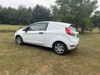 Ford Fiesta Van 1.5 TDCi Panel Van 3dr Diesel Manual (98 g/km, 74 bhp)