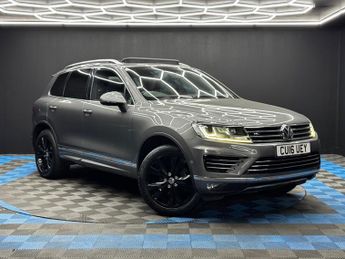 Volkswagen Touareg 3.0 TDI V6 BlueMotion Tech R-Line Tiptronic 4WD Euro 6 (s/s) 5dr