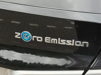 Nissan Leaf 40kWh Tekna Auto 5dr