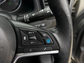 Nissan Leaf 40kWh Tekna Auto 5dr
