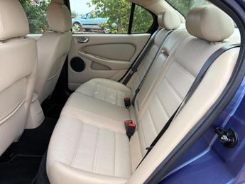 Jaguar X-Type 2.1 V6 S 4dr