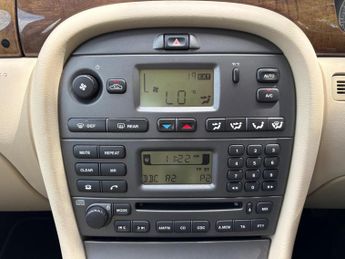 Jaguar X-Type 2.1 V6 S 4dr