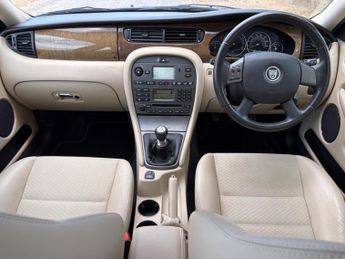 Jaguar X-Type 2.1 V6 S 4dr
