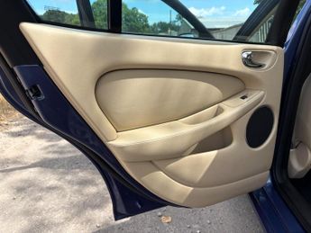 Jaguar X-Type 2.1 V6 S 4dr